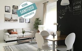 Standard Apartment by Hi5 - Károly 23